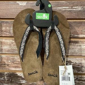 Sanuk Black/Tan Fraidy Jute Sandals